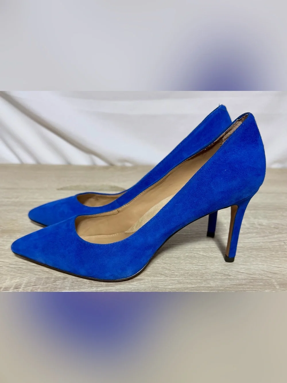 Banana Republic Annette Blue Suede Heels – Size 7